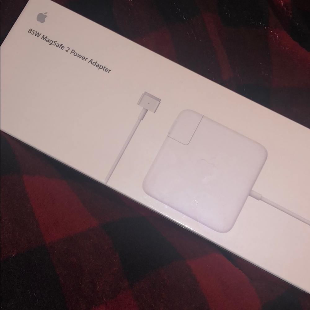 Apple 85W MagSafe 2 Power Adapter